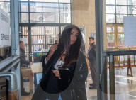 Madalina Ghenea in tribunale a Milano per l\'udienza preliminare nei riguardi di una stalker