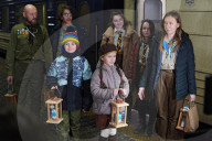 Plast scouts bring Peace Light of Bethlehem to Kyiv