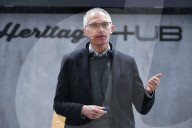 Conferenza stampa dell' AD di Stellantis, Carlos Tavares, dopo l’incontro con i sindacati.
Conferenza stampa dell' AD di Stellantis, Carlos Tavares, dopo l’incontro con i sindacati.