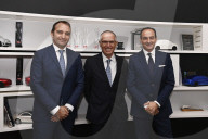 Incontro tra il Presidente della Regione&#xa0;Alberto Cirio&#xa0;e il Sindaco di Torino Stefano&#xa0;Lo Russo
con il CEO Stellantis Carlos&#xa0;Tavares.
Incontro tra il Presidente della Regione&#xa0;Alberto Cirio&#xa0;e il Sindaco di Torino Stefano&#xa0