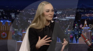 Lily Rose Depp sur le plateau de l'émission "The Tonight Show Starring Jimmy Fallon" à New York