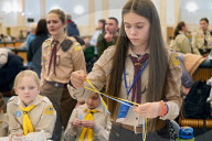 Ukraine Scouts set up Workshop of Good Deeds at Kyiv Central Railway Station