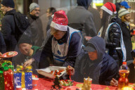 Milano, Cena in galleria per i senza tetto milanesi