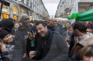Milano - Matteo Salvini bagno di folla in centro citt&#xe0;
Milano - Matteo Salvini bagno di folla in centro citt&#xe0;