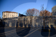 Lunghe file al Pane Quotidiano