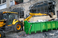 Kyiv digs out from Russian missile strike 
