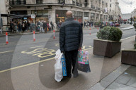Men Begin Xmas Shopping on Christmas Eve