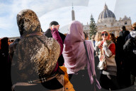 Vaticano, gli arrivi in Piazza San Pietro per la Benedizione Urbi et Orbi
