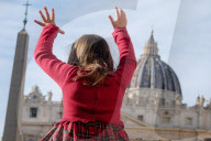 Vaticano, gli arrivi in Piazza San Pietro per la Benedizione Urbi et Orbi