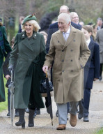 Die britische Königsfamilie beim traditionellen Weihnachtsgottesdienst in Sandringham