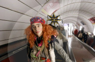 Students raise spirits by singing carols in Kyiv subway