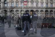 Milano, Controlli di Polizia in Duomo