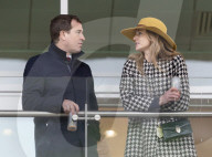Familie Tindall bei den Neujahrsrennen auf dem Cheltenham Racecourse