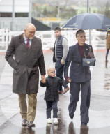 Familie Tindall bei den Neujahrsrennen auf dem Cheltenham Racecourse