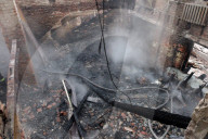 Russian troops strike apartment building in Kramatorsk