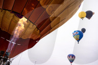Raduno di mongolfiere dell\'Epifania a Mondovi