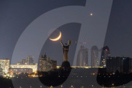 Moon and Venus meet in night sky over Kyiv