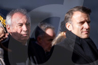 Le président Emmanuel Macron et sa femme la Première Dame Brigitte Macron assistent aux commémorations et aux hommages aux victimes des attentats de janvier 2015 contre Charlie Hebdo et l'Hyper Cacher à Paris