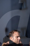 Le président Emmanuel Macron et sa femme la Première Dame Brigitte Macron assistent aux commémorations et aux hommages aux victimes des attentats de janvier 2015 contre Charlie Hebdo et l'Hyper Cacher à Paris
