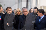 Le président Emmanuel Macron et sa femme la Première Dame Brigitte Macron assistent aux commémorations et aux hommages aux victimes des attentats de janvier 2015 contre Charlie Hebdo et l'Hyper Cacher à Paris
