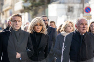 Le président Emmanuel Macron et sa femme la Première Dame Brigitte Macron assistent aux commémorations et aux hommages aux victimes des attentats de janvier 2015 contre Charlie Hebdo et l'Hyper Cacher à Paris