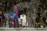 Papa Francesco durante l'udienza generale del mercoledi