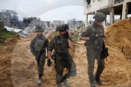 Givaty brigade combats Hamas in Jabalia