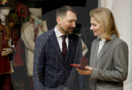 Figures of Ukrainian cinema accept state awards in Kyiv