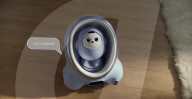 Companion Rebot enregistre les souvenirs, raconte des histoires et surveille les maisons