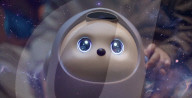 Companion Rebot enregistre les souvenirs, raconte des histoires et surveille les maisons