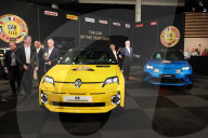 Le duo R5/Alpine A290 (Renault) remporte le prix de “Voiture de l'année 2025” lors du Salon de l'Auto de Bruxelles