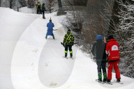 Ukrainian war veterans visit adaptive skiing training session in Kyiv