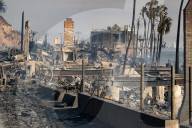 Palisades fire devastates Malibu