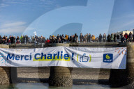 Le skipper de Macif Charlie Dalin remporte la dixième édition du tour du monde en solitaire Vendée Globe en pulvérisant le record de l’épreuve en 64 jours, 19 heures 22 minutes et 49 secondes aux Sables-d'Olonne