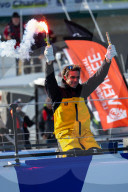 Le skipper de Macif Charlie Dalin remporte la dixième édition du tour du monde en solitaire Vendée Globe en pulvérisant le record de l’épreuve en 64 jours, 19 heures 22 minutes et 49 secondes aux Sables-d'Olonne