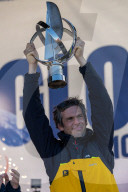Le skipper de Macif Charlie Dalin remporte la dixième édition du tour du monde en solitaire Vendée Globe en pulvérisant le record de l’épreuve en 64 jours, 19 heures 22 minutes et 49 secondes aux Sables-d'Olonne