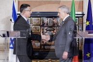 Villa Madama - Antonio Tajani incontra il ministro degli Esteri israeliano Gideon Sa&#x2019;ar
Villa Madama - Antonio Tajani incontra il ministro degli Esteri israeliano Gideon Sa&#x2019;ar