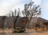 NEWS - Zerstörungen entlang des berühmten Pacific Coast Highway in Malibu, Kalifornien