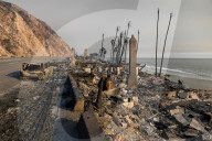 NEWS - Zerstörungen entlang des berühmten Pacific Coast Highway in Malibu, Kalifornien