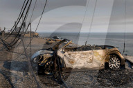 NEWS - Zerstörungen entlang des berühmten Pacific Coast Highway in Malibu, Kalifornien
