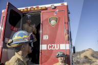 Firefighters battle Los Angeles area wildfires