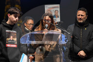 Un grand rassemblement appelant à la libération des otages israéliens est organisé place du Trocadéro à Paris