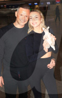 Anna-Carina Woitschack beim Abflug zur RTL-Fernsehshow "Ich bin ein Star – Holt mich hier raus!" am Flughafen in Frankfurt