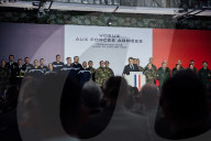 Le président de la République française Emmanuel Macron présente ses voeux aux forces armées à Cesson-Sévigné, au Commandement de l’Appui Terrestre Numérique et Cyber