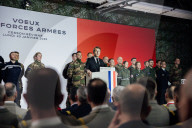 Le président de la République française Emmanuel Macron présente ses voeux aux forces armées à Cesson-Sévigné, au Commandement de l’Appui Terrestre Numérique et Cyber