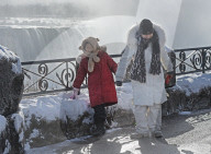 Niagara Falls freeze in Artic Blast