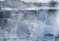 Niagara Falls freeze in Artic Blast