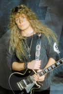 BLUE MURDER