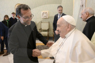 Papa Francesco  in udienza con i Membri della Fondazione Rete Mondiale di Preghiera del Papa