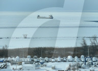 Rock salt freighter stuck in ice in Buffalo